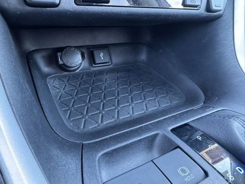 Certified 2021 Toyota RAV4 XLE Premium image 17