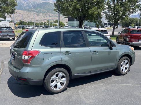 Used 2014 Subaru Forester 2.5i AWD/4WD image 7