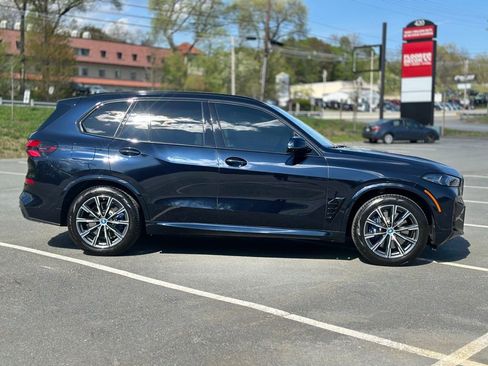 Certified 2025 BMW X5 xDrive50e w/ Executive Package AWD/4WD image 8
