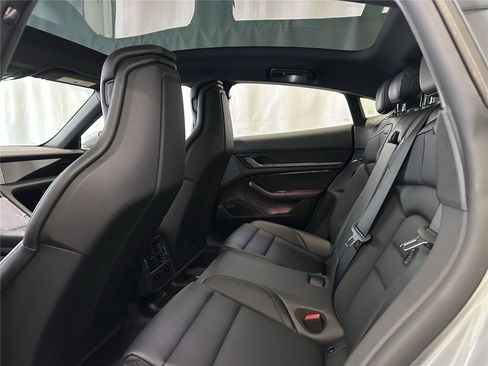 New 2025 Porsche Taycan image 27