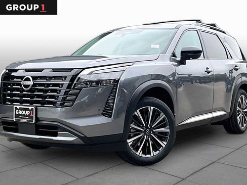 New 2026 Nissan Pathfinder Platinum FWD image 1