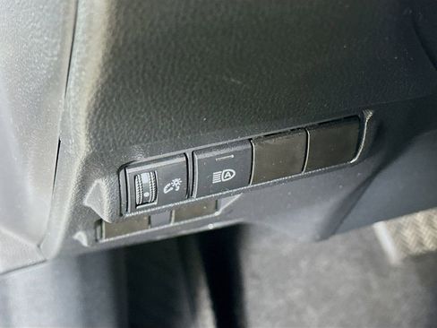Used 2023 Toyota Corolla Cross LE w/ Moonroof Package AWD/4WD image 21