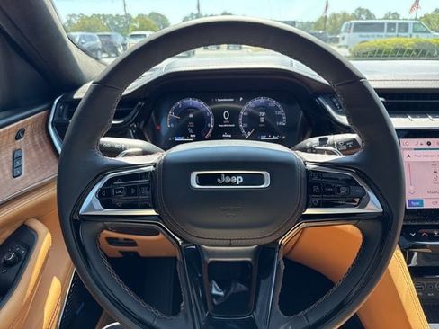 New 2026 Jeep Grand Cherokee L Summit AWD/4WD image 12