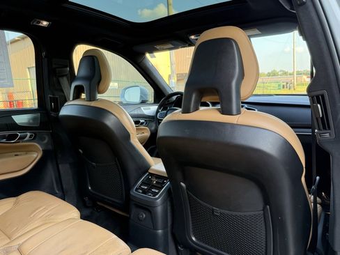Used 2021 Volvo XC90 T8 Inscription w/ Protection Package Premier image 24