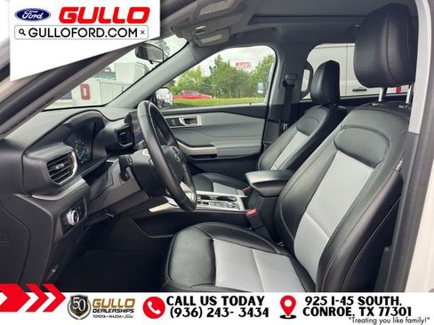 Used 2023 Ford Explorer XLT w/ Equipment Group 202A AWD/4WD image 18