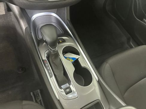 Used 2024 Chevrolet Malibu LT image 21