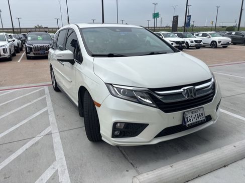 Used 2018 Honda Odyssey EX-L image 16