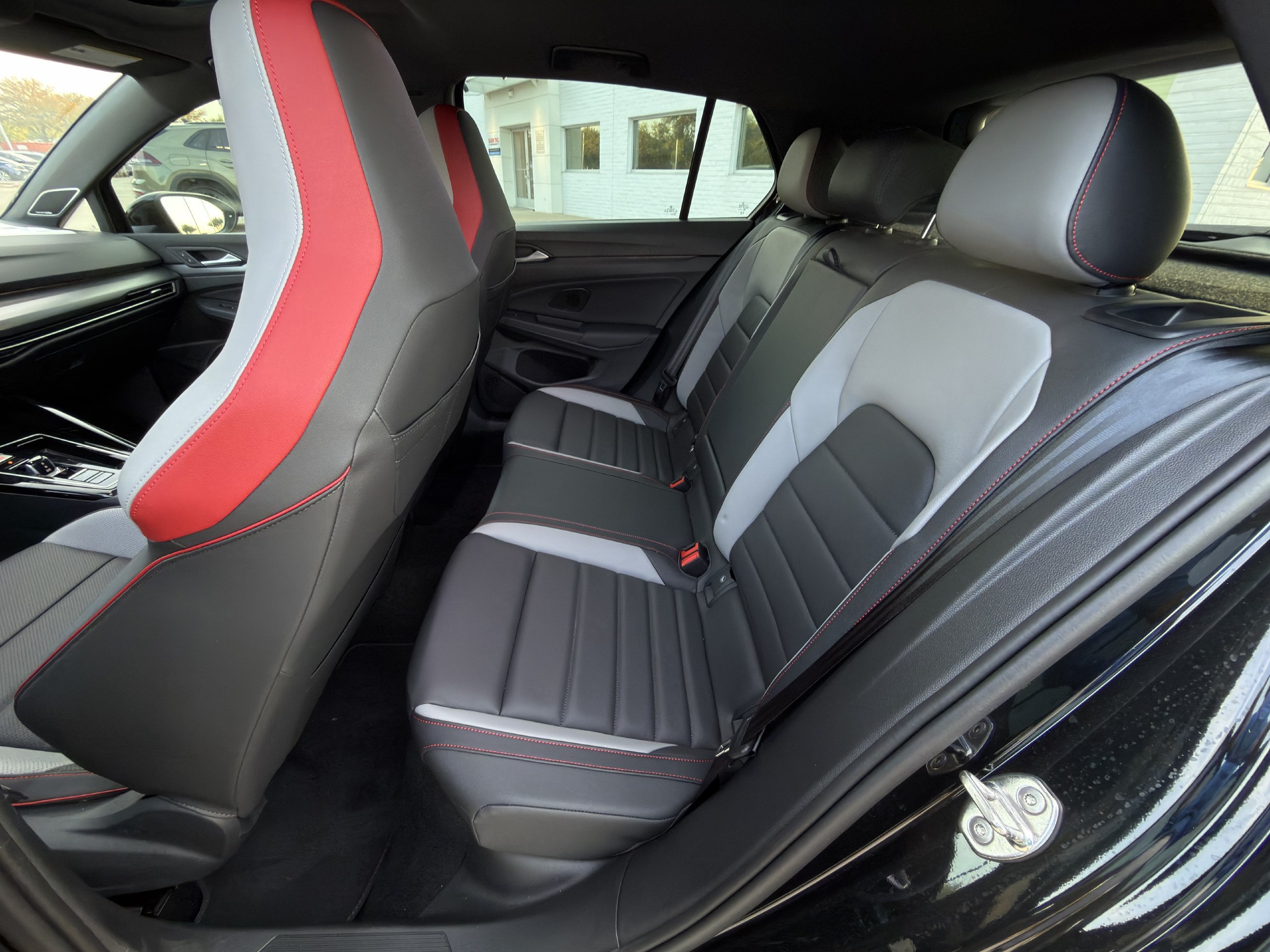 New 2026 Volkswagen GTI SE FWD image 19