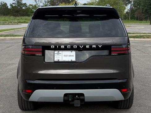Used 2025 Land Rover Discovery Metropolitan Edition AWD/4WD image 5