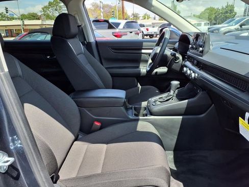 Used 2025 Honda CR-V LX image 26