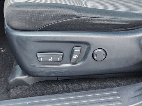 Used 2018 Toyota 4Runner SR5 RWD image 19