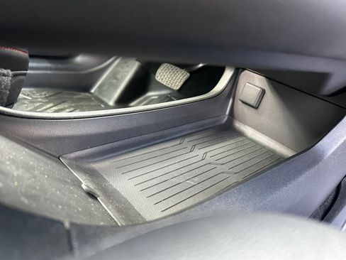 Used 2024 Chevrolet Equinox EV RS image 41