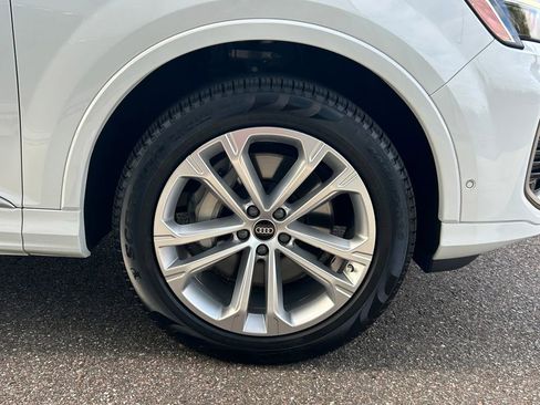 Certified 2025 Audi Q7 2.0T Premium w/ Convenience Package image 54