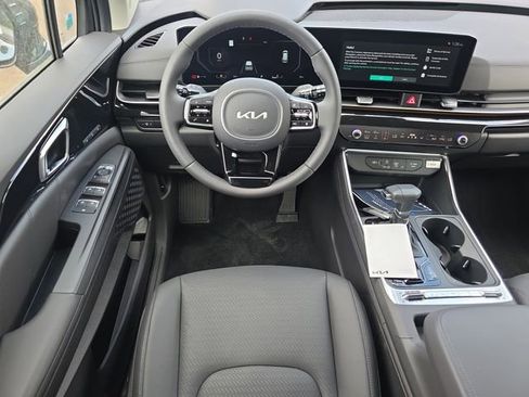 New 2026 Kia Carnival SX Prestige FWD image 9
