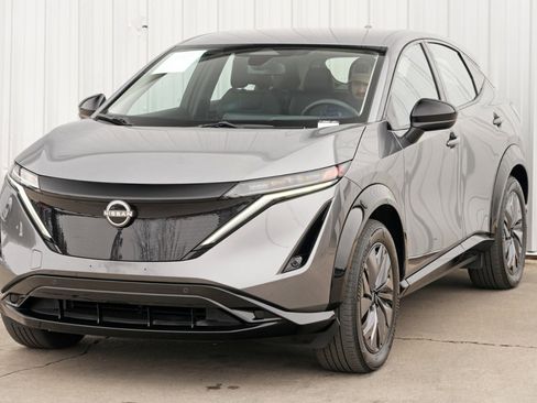 Used 2023 Nissan Ariya Engage image 45