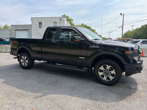Used 2014 Ford F150 FX4 w/ Equipment Group 402A Luxury AWD/4WD image 9