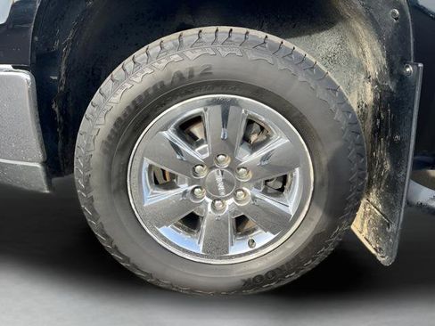 Used 2009 GMC Sierra 1500 SLE image 28