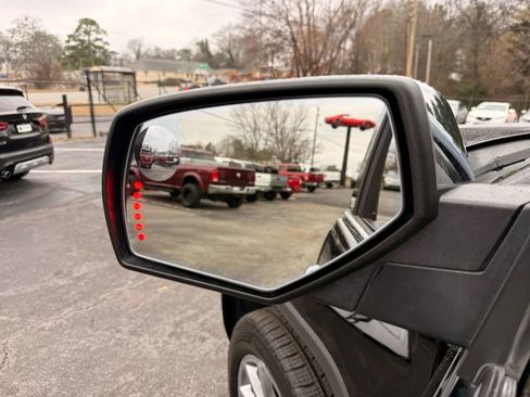 Used 2018 GMC Sierra 1500 Denali image 30