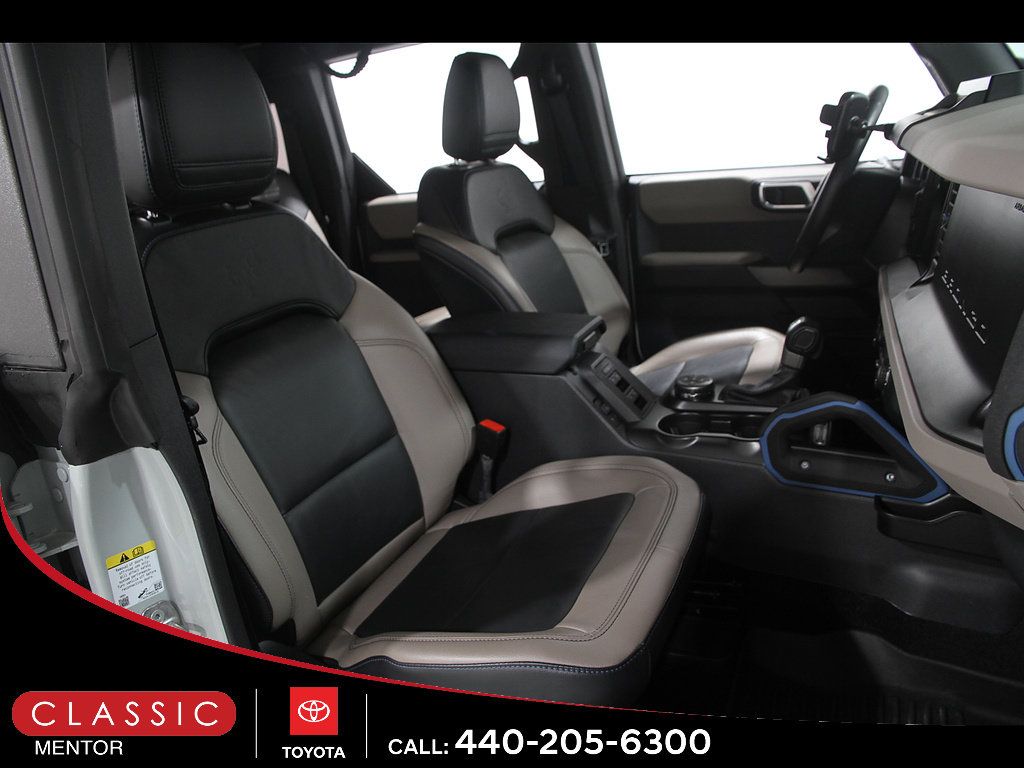 Used 2023 Ford Bronco Wildtrak AWD/4WD image 18