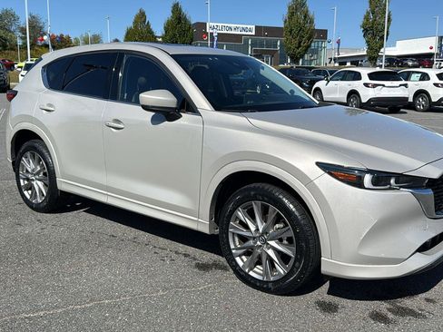 Used 2024 MAZDA CX-5 AWD 2.5 S w/ Premium Package image 2