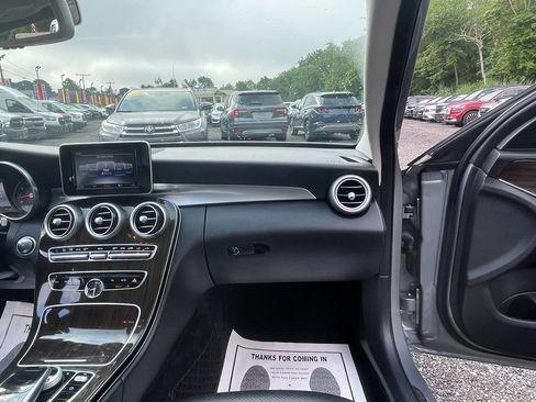 Used 2016 Mercedes-Benz C 300 4MATIC Sedan image 31