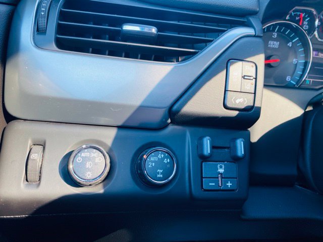 Used 2015 Chevrolet Suburban LTZ w/ Max Trailering Package AWD/4WD image 34