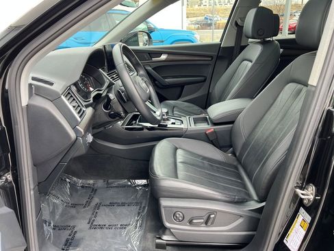 Used 2022 Audi Q5 2.0T Premium w/ Convenience Package image 9