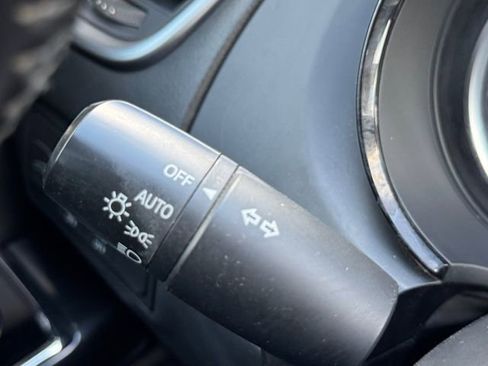 Used 2018 MAZDA CX-9 Touring image 25