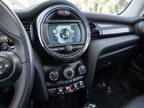 Used 2020 MINI Cooper S image 54