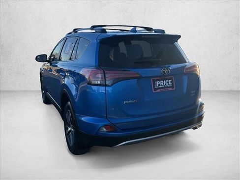 Used 2016 Toyota RAV4 XLE image 3