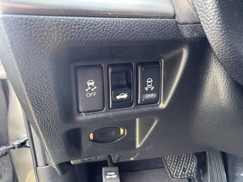 Used 2013 INFINITI G37 x AWD 4dr Sedan w/ Premium Pkg image 25