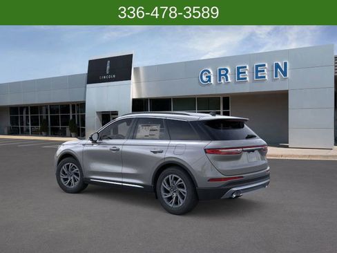 New 2026 Lincoln Corsair Premiere image 4