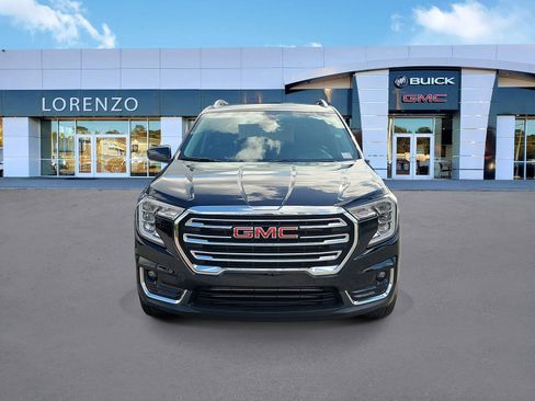 Used 2024 GMC Terrain SLT FWD image 2