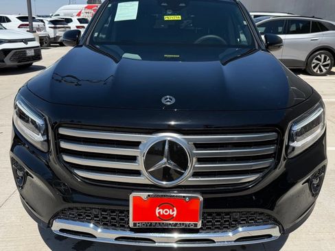 Used 2024 Mercedes-Benz GLB 250 4MATIC image 4