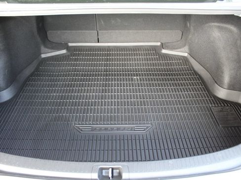 Used 2022 Toyota Corolla LE FWD image 29