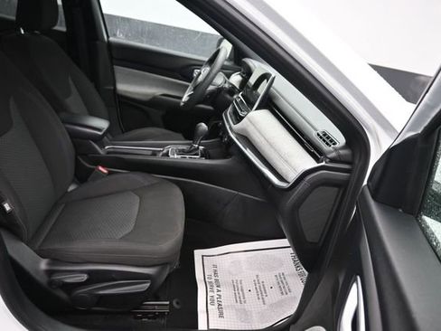 Used 2023 Jeep Compass Sport AWD/4WD image 8