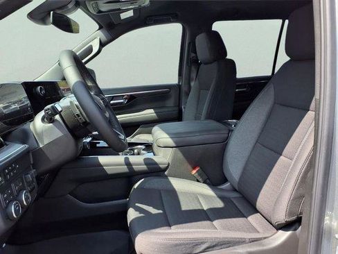 New 2026 Chevrolet Tahoe LS image 17