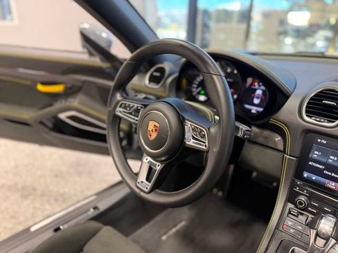 Used 2023 Porsche 718 Boxster Spyder RWD image 46