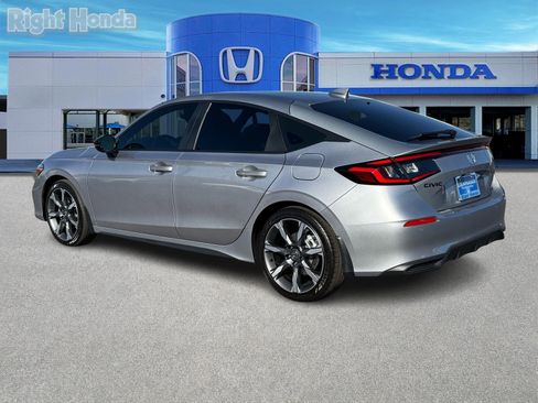 Used 2026 Honda Civic Sport Touring image 4