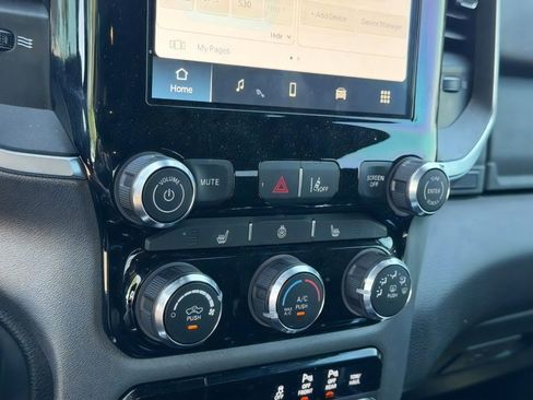 Used 2025 RAM 1500 Big Horn AWD/4WD image 27