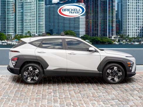 Used 2025 Hyundai Kona SEL image 4