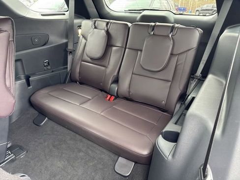 New 2026 Ford Explorer Platinum w/ LUX Leather Package AWD/4WD image 22