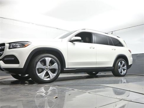 Used 2021 Mercedes-Benz GLS 450 4MATIC image 36