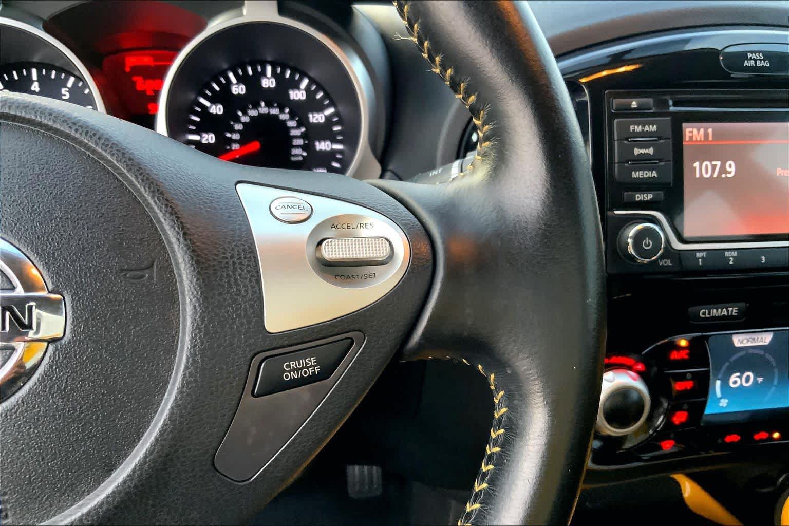 Used 2016 Nissan Juke SV FWD image 25