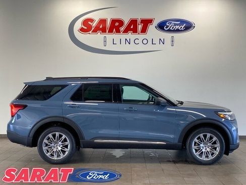 New 2025 Ford Explorer Active image 1