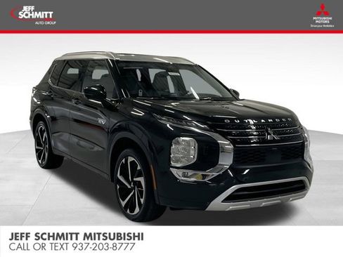 New 2025 Mitsubishi Outlander SEL image 1