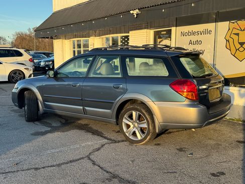 Used 2005 Subaru Outback 3.0R L.L. Bean image 3