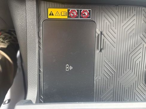 New 2025 Toyota Tacoma TRD Off-Road image 32