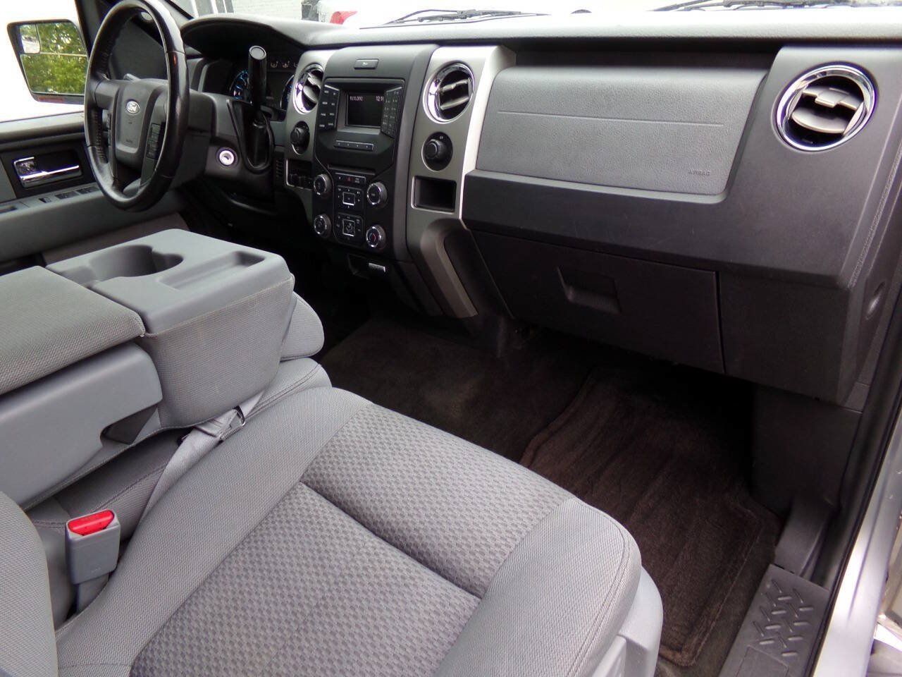 Used 2013 Ford F150 XLT w/ Luxury Equipment Group AWD/4WD image 32