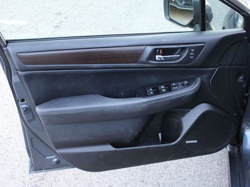 Used 2016 Subaru Legacy 2.5i Limited image 18